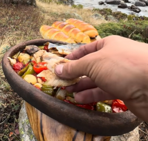 自然石板烤制战斧牛排